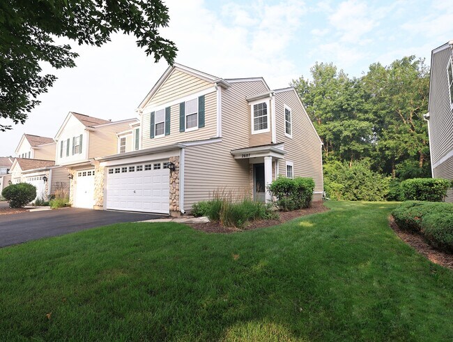 Photo - 2607 Oak Tree Ln