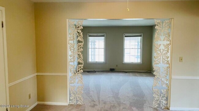 Photo - 1800 Gardiner Ln Unit 3