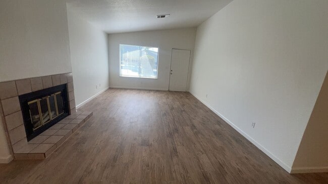 Photo - 2860 St Phillip Dr