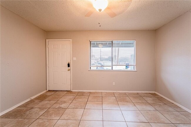 Photo - 5209 Tahoe Trail