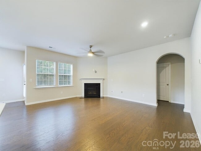 Photo - 3040 Whipcord Dr