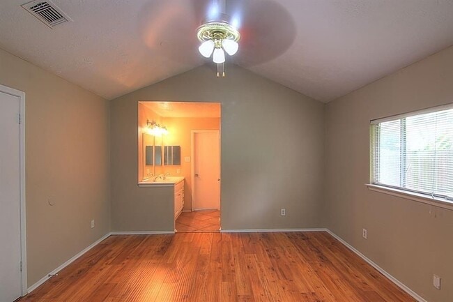 Photo - 1111 Jack Block Ct