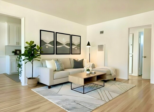Photo - Spacious 1 & 2 Bedroom Apartments