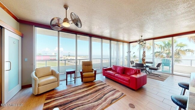 Photo - 2060 Beach Blvd Unit 105