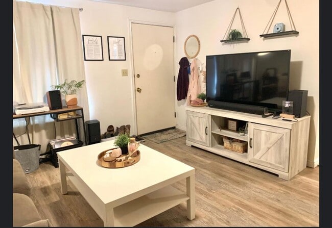 Photo - B/1B Pet Friendly Apartment South of BYU Unit 102