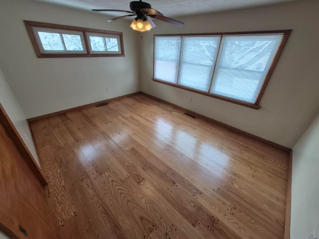 Photo - 317 Ruskin Dr