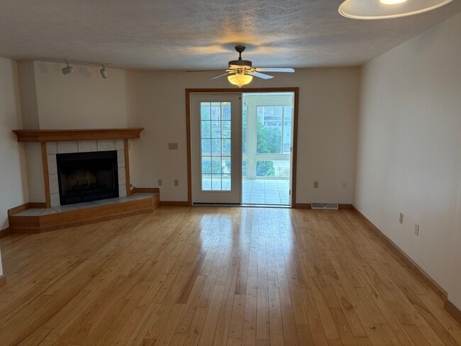 4139 Wood Hills Drive