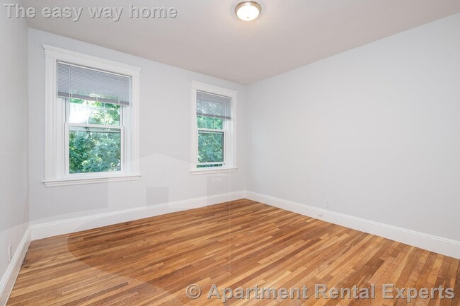 Photo - 18 A Forest St Unidad #43