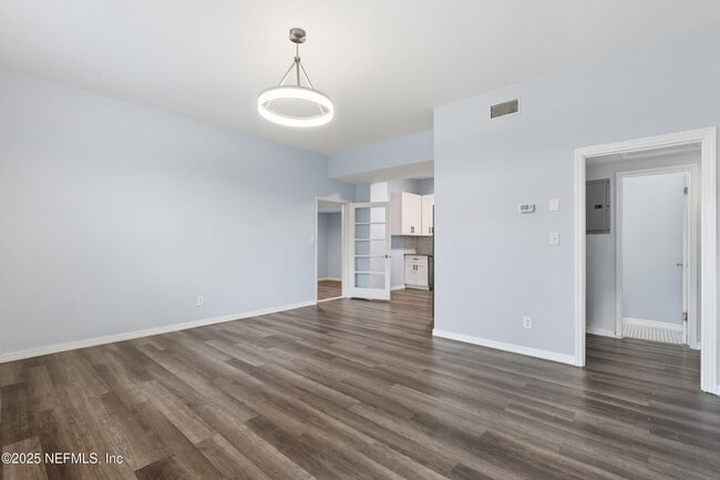 Photo - 6167 Fordham Cir E