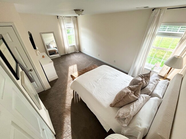 Upstairs BR1