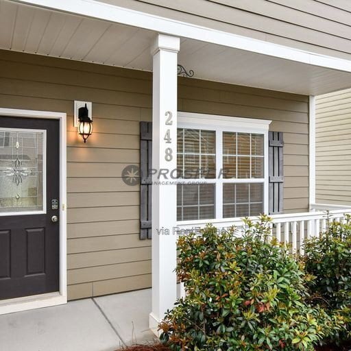 Photo - 248 Elmhaven Dr