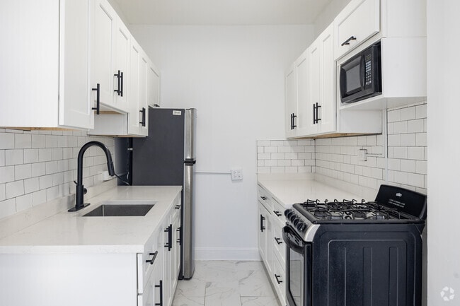 Building Photo - The Onyx on Carmen