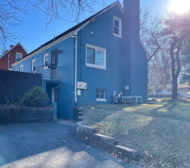 Photo - 801 Calhoun St