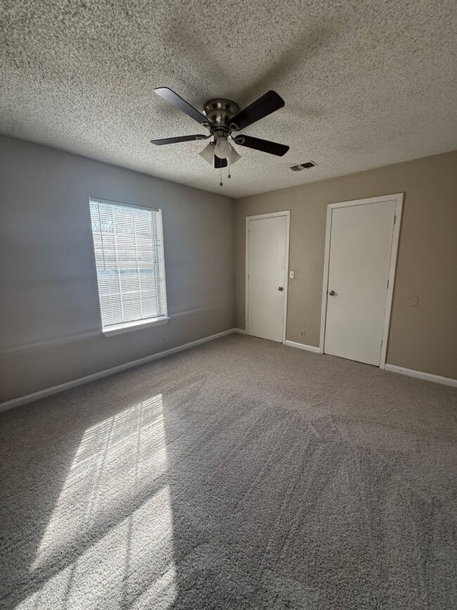 Photo - Affordable townhome with Free Rent