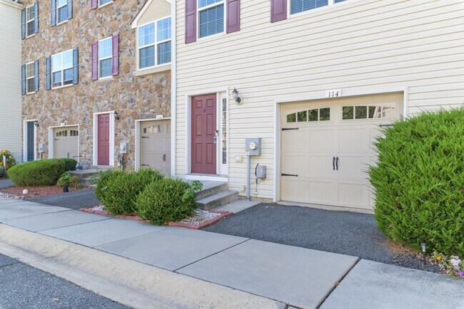 Photo - 114 Ben Blvd