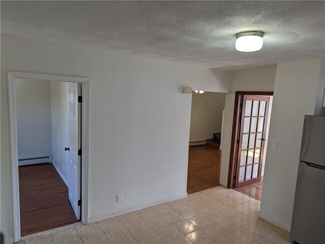 Photo - 61 Utton Ave Unit 2