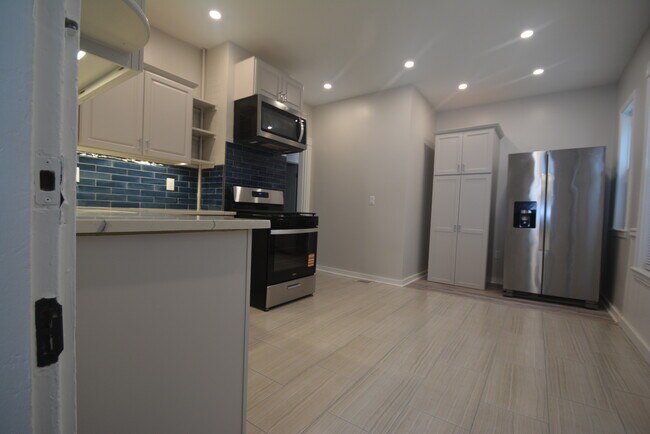 Photo - 31 Claybourne St Unit 1