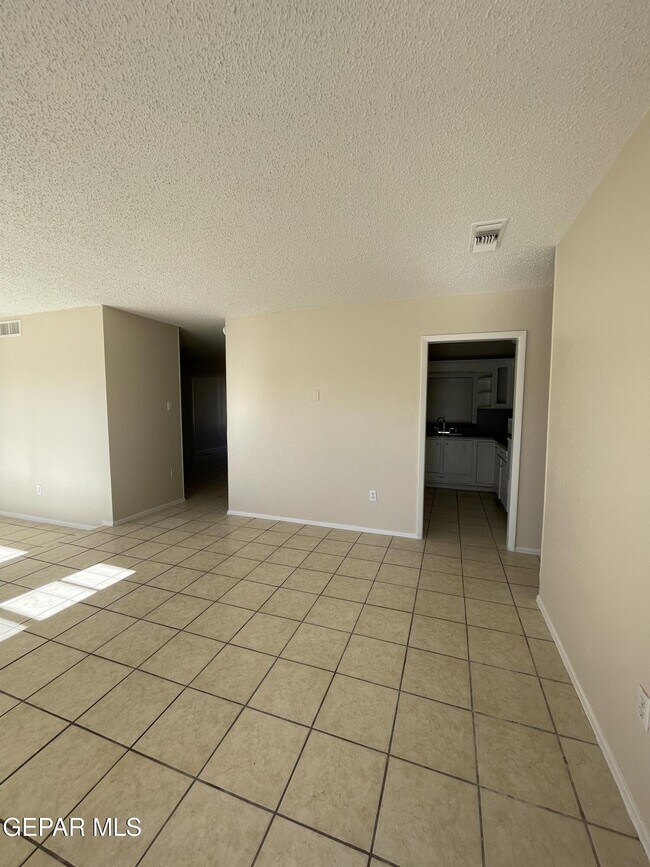 Photo - 4917 Ajax Ct