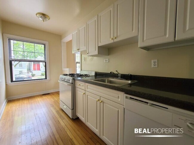 Photo - 1 bedroom in CHICAGO IL 60657 Unidad 2