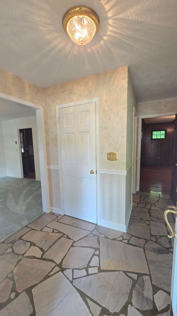 Photo - 4 Bed/2.5 Bath Brick Home - Kingsport TN