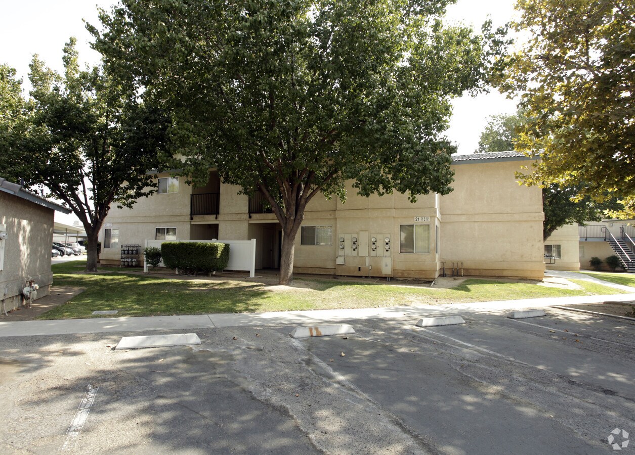 Photo - Foothill Vista Apartments