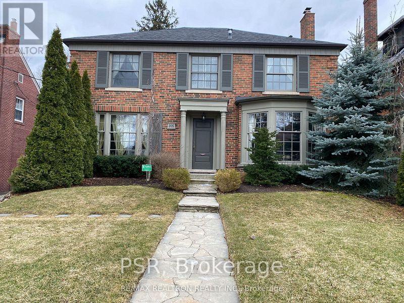 Photo - 205 Cortleigh Blvd