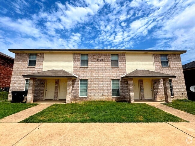 Building Photo - 4405 Abigail Dr Rental