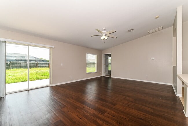 Photo - 313 SE 26th Terrace