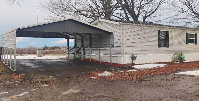 Photo - 1100 W Locust St