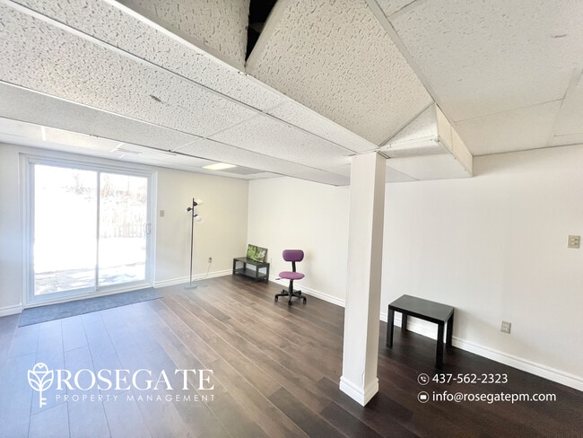 Photo - Spacious 3-Bedroom Home with 3 Parking Spaces & Backyard in Cambridge