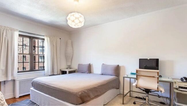 Photo - 6507 Exeter St