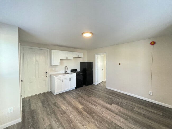 343 Hayward St Unit 1