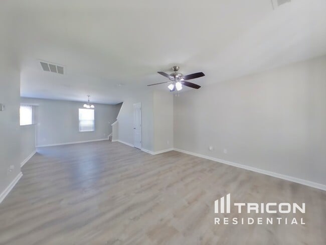 Photo - 1909 Boulder Ct