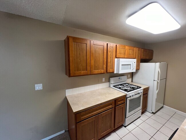 Photo - 6448 Bremen Dr