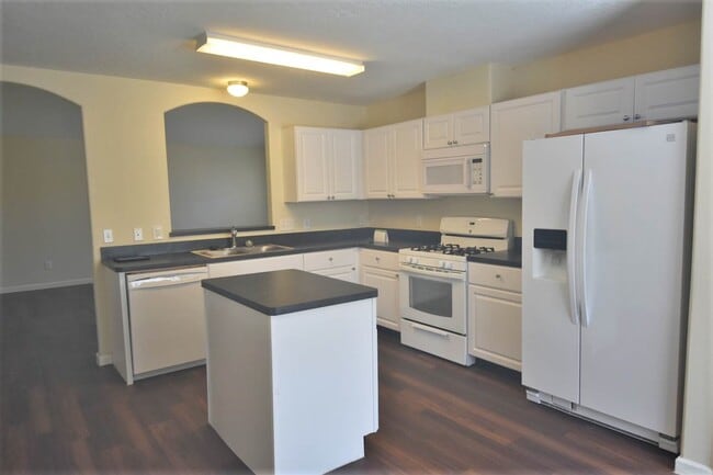 Photo - 8567 Chaletford Dr