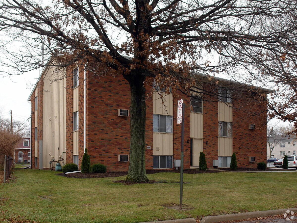 Photo - 2134 Tedrow Rd