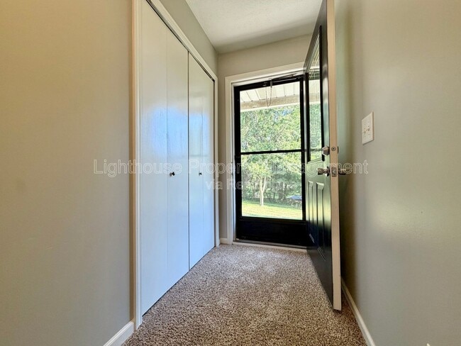 Photo - 6800 68th St SE
