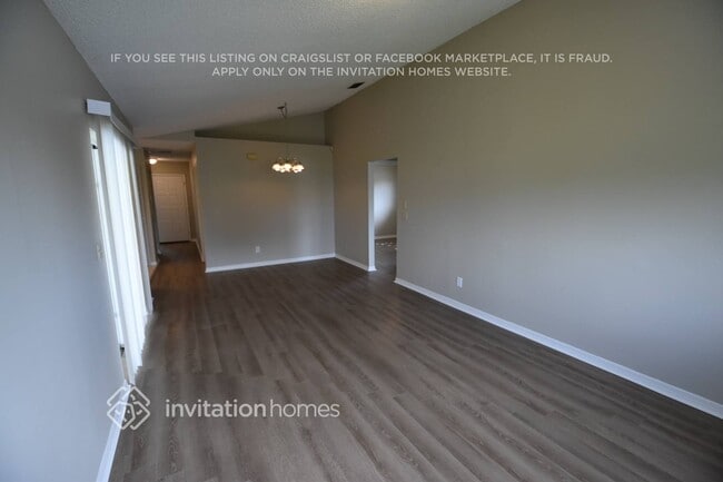 Photo - 7115 Queen Palm Cir