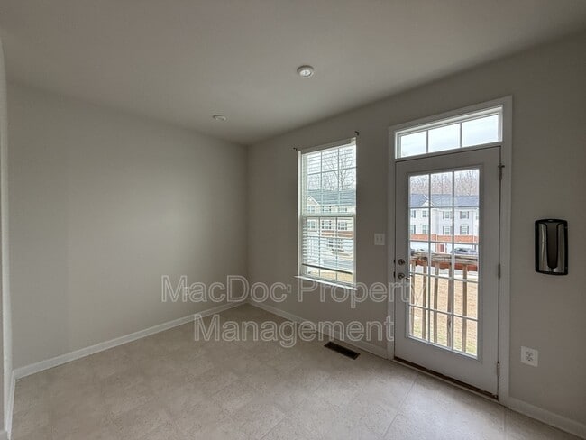 Photo - 505 Rolling Valley Dr