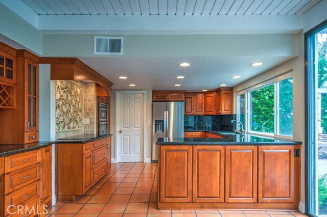 Photo - 5021 Corkwood Ln