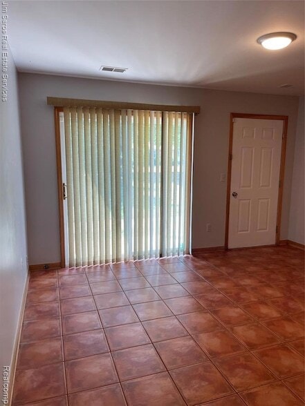 Photo - 24002 Wedgewood Cir