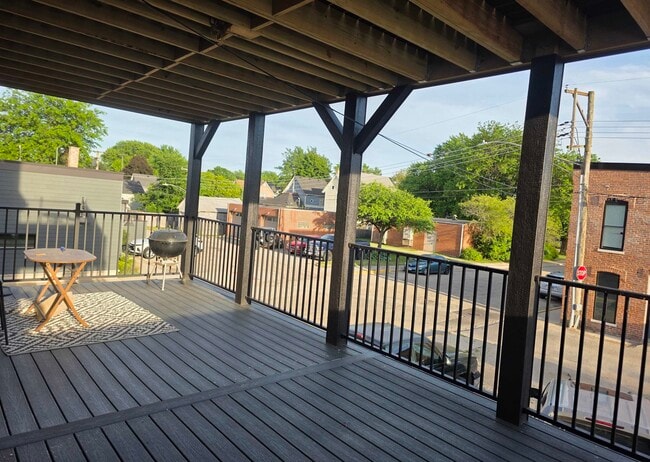 Photo - 304 W Main St