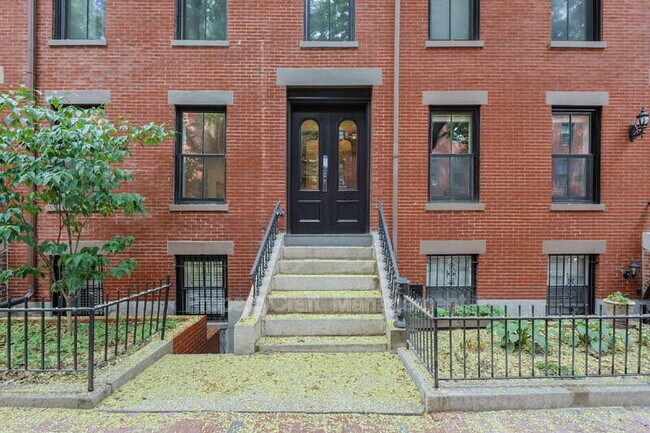 29 E.Springfield St - 29 E.Springfield St Condo Unit #1