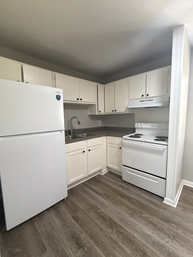 Photo - 1607 Line Cir Unit 2