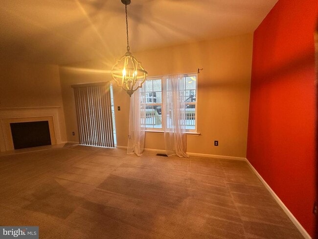 Photo - 937 Cholet Dr