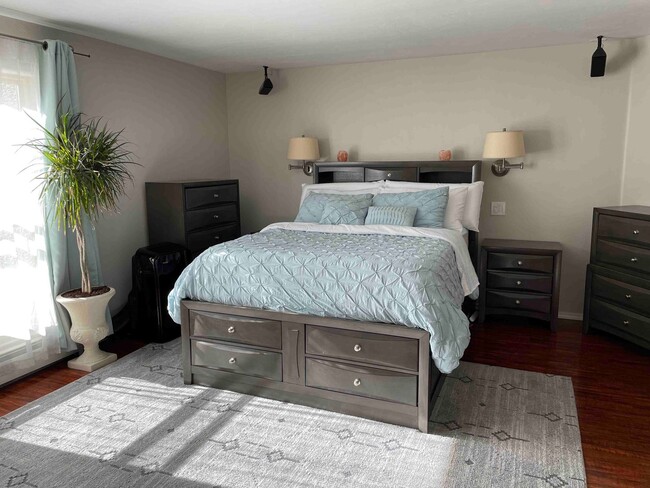 Photo - Anchorage downtown Condo! Walk or bike to work! Unit 102