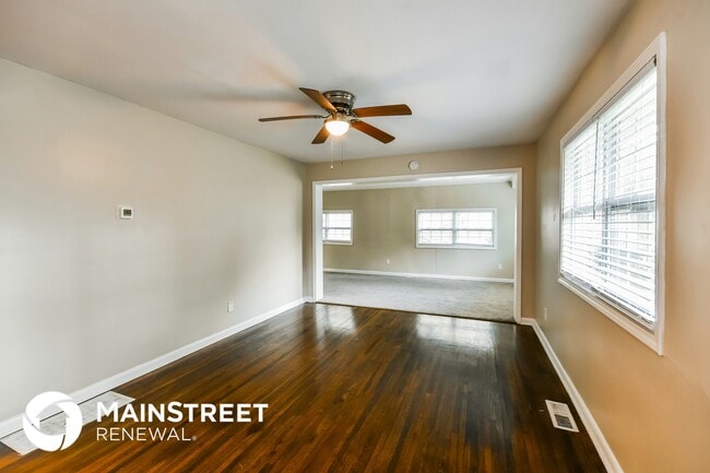 Photo - 236 E Haven Dr