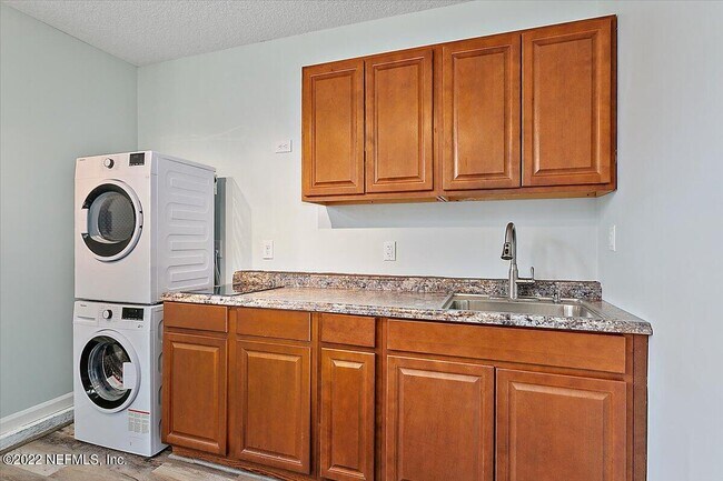 Photo - 3710 Hawks Bay Ct Unit CASITA