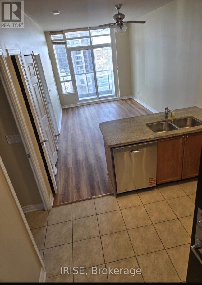 Photo - 388 Prince of Wales Dr Unit 1405