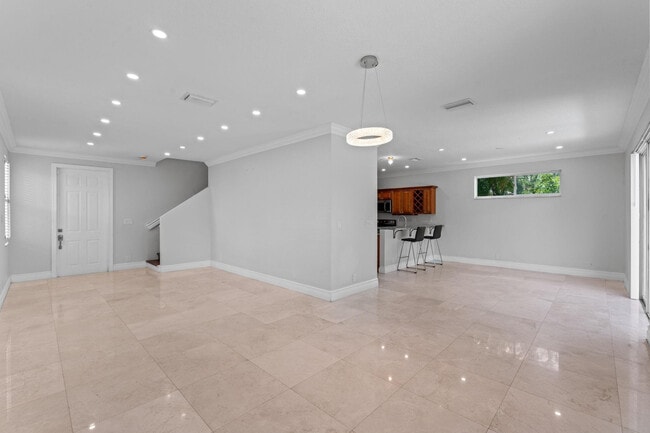 Photo - 7803 NW 70th Ave